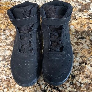 Nike Kids' Court Borough 2 High Top